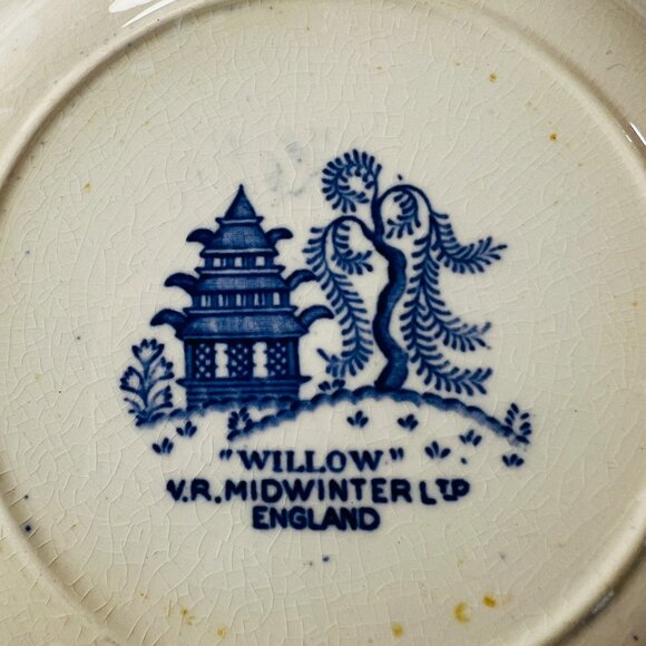 Set Of 2 V.R. Midwinter Willow Pattern Plates Made In England Blue & White China - Picture 4 of 7
